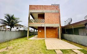 Casa com Vista do Mar e Montanha